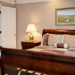 Lafayette Manor Bed & Breakfast - Washington Suite