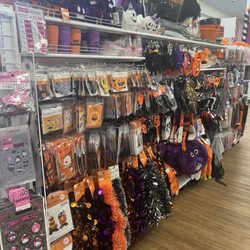 Daiso - Japanese Household Goods - Halloween Decor