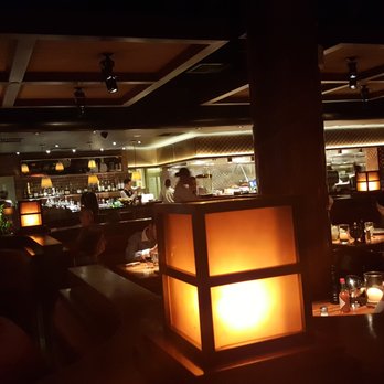 Houston's Restaurant - Nice atmosphere and good food, however beware they don't seating for more than 5 in a group. - American Near Me - Hackensack, New Jersey Houston's Restaurant - Nice atmosphere and good food, however beware they don't seating for more than 5 in a group. - American Near Me - Hackensack, New Jersey