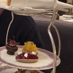 Jardin d'Hiver - Tea time 3 services: 3 sandwiches, 3 desserts and 2 brioche