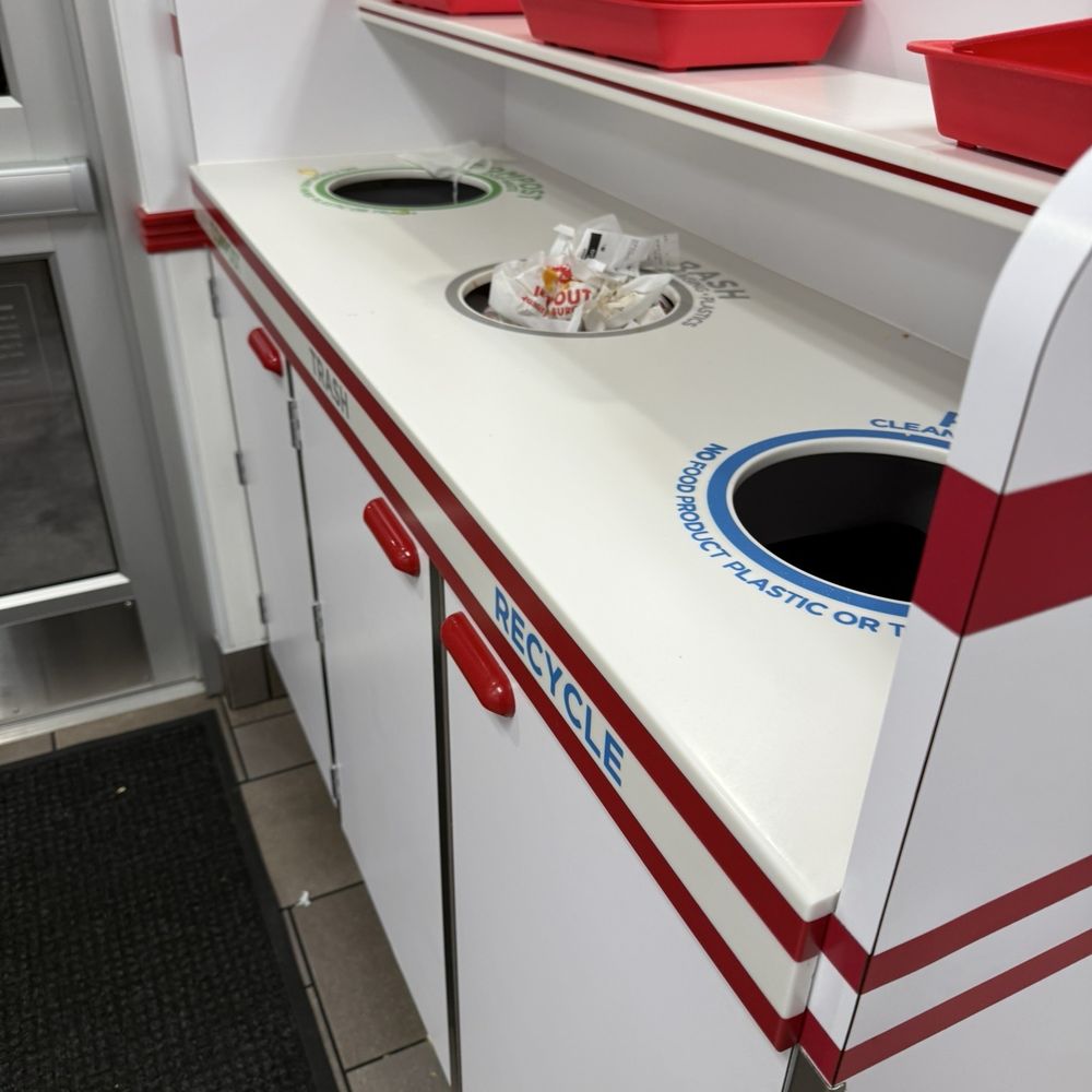 In-N-Out Burger - Burgers Near Me - Sacramento, California