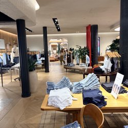 Aritzia