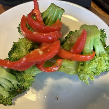 Restaurant 604 - Side of veggies $4 - Breakfast & Brunch Near Me - Honolulu, Hawaii