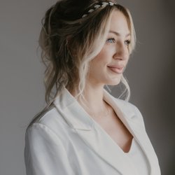VEK Salon - Philadelphia Magazine