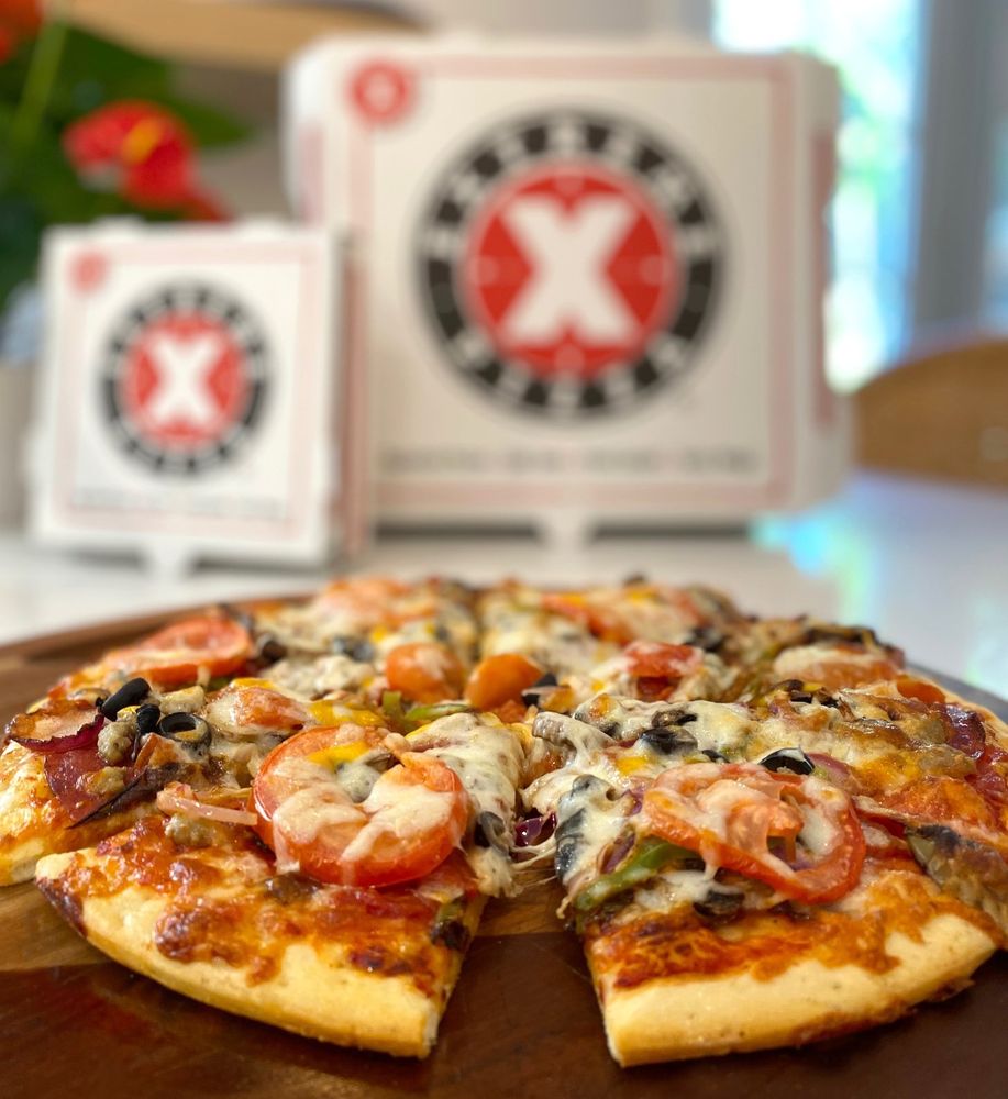 Extreme Pizza Logo