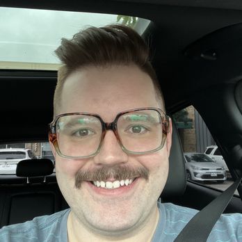Floyd's 99 Barbershop - Great cut! - Barbers Near Me - Austin, Texas