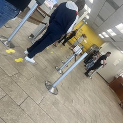 Wells Fargo Bank - 12-15 people on line