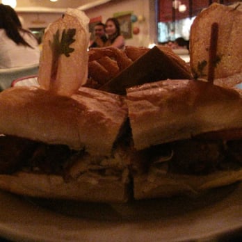 Fred 62 - Alaskan fish sandwich - Diners Near Me - Los Angeles, California