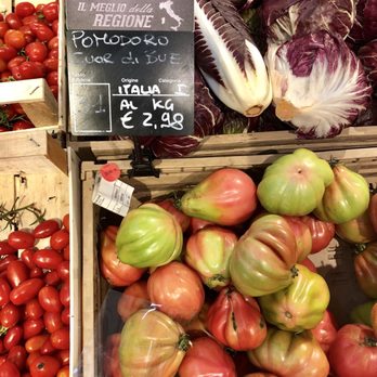 Carrefour - Tomatoes - Grocery Near Me - Marcon, VE