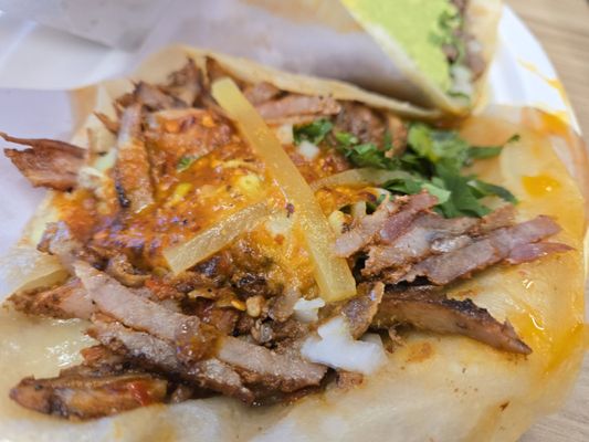 LOS TACOS No.1 by null