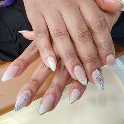 Lily Nails & Spa