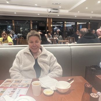 鼎泰豐 - Inside seated ready to eat - Taiwanese Near Me - Hong Kong, HK 鼎泰豐 - Inside seated ready to eat - Taiwanese Near Me - Hong Kong, HK