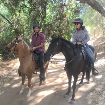 Del Dios Training Stables - Horseback Riding Near Me - Bonsall, California
