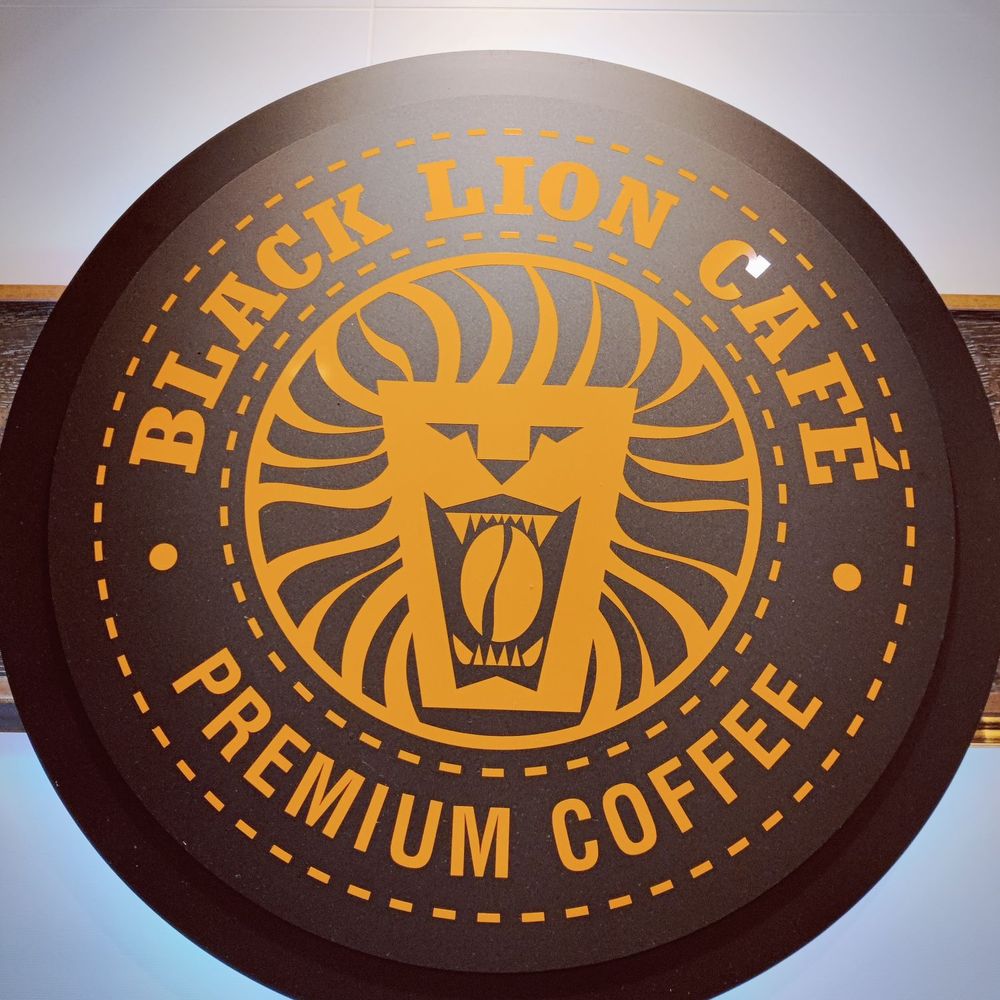 I I, image size:1000x1000