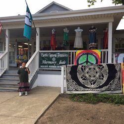 Earth’s Natural Treasures - Earth's Natural Treasures and Harmony Jade. Geneva-on-the-Lake Ohio
