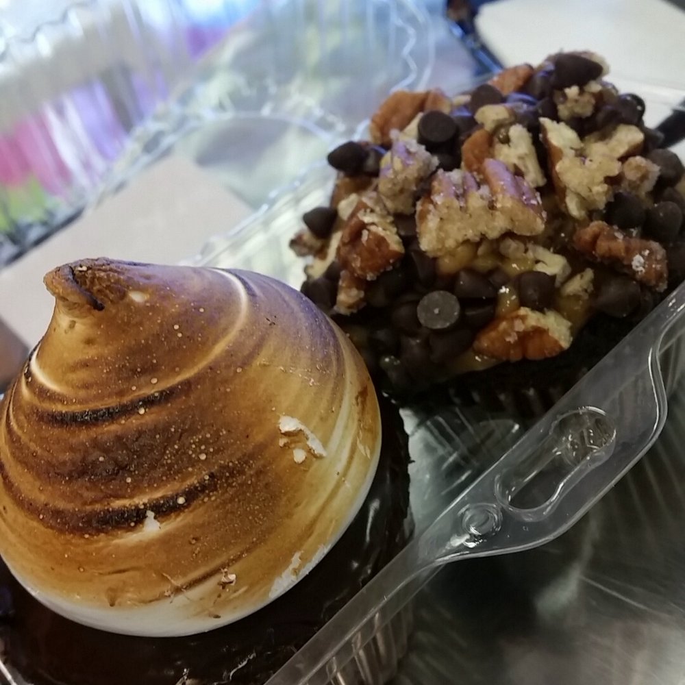 Sweet Surrender Bakery - Smores and turtle cupcake - Bakeries Near Me - Bakersfield, California Sweet Surrender Bakery - Smores and turtle cupcake - Bakeries Near Me - Bakersfield, California