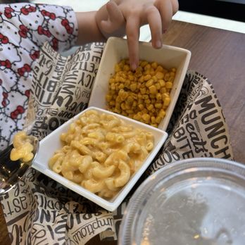 Slyderz Bar & Grill - Kids Mac and cheese with corn - Barbeque Near Me - Chico, California Slyderz Bar & Grill - Kids Mac and cheese with corn - Barbeque Near Me - Chico, California