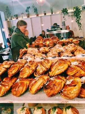 Café & Bageri Pascal by null