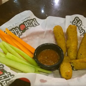 Manhattan's - Manhattan's: dedos de queso, deliciosos. - American Near Me - Monterrey, NLE