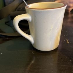 Rose's Family Restaurant - The coffee was good though and you could chose between coffee creamers