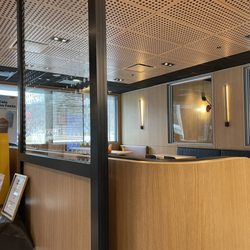 McDonald's - Seating area