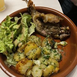 Le Bistrot - Duck leg with fingerling potatoes