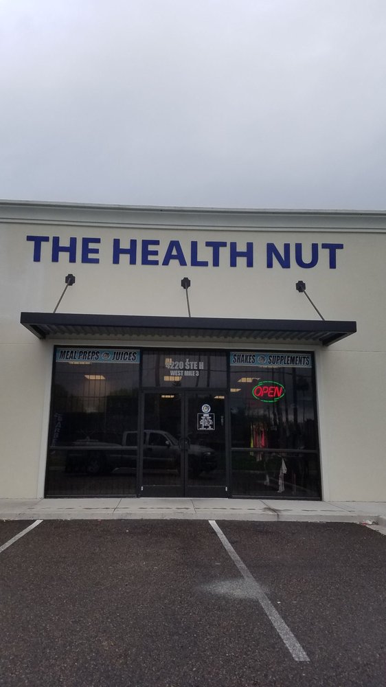 The Health Nut Palmview Logo