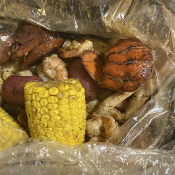 Red Lobster - Seafood Near Me - Oak Lawn, Illinois