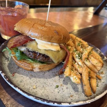 The Whiskey - The Royal w/ Parm Fries - American Near Me - Orlando, Florida The Whiskey - The Royal w/ Parm Fries - American Near Me - Orlando, Florida
