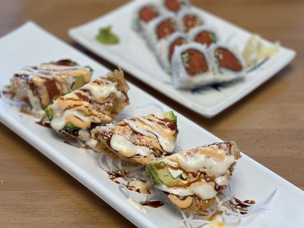 Food from Avocado Roll Sushi