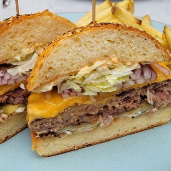 Juanita & Maude - Burger - New American Near Me - Albany, California Juanita & Maude - Burger - New American Near Me - Albany, California