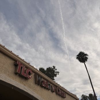 TLC Wash N Clean - Store front - Laundromat Near Me - Gilbert, Arizona TLC Wash N Clean - Store front - Laundromat Near Me - Gilbert, Arizona