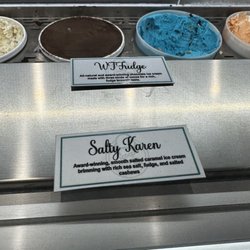 Scoop 50Fifty Ice Shop