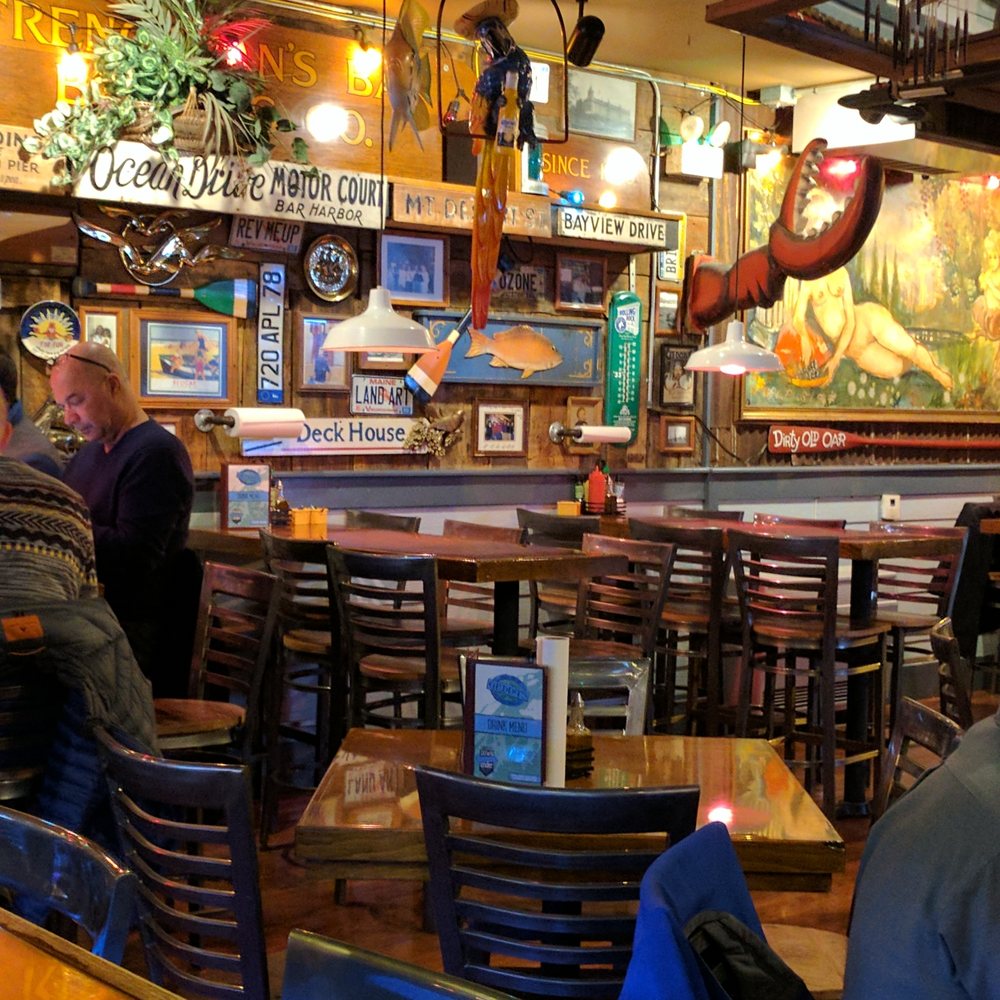 Geddy's - Great seating options with a fun vibe in the restaurant area - Seafood Near Me - Bar Harbor, Maine Geddy's - Great seating options with a fun vibe in the restaurant area - Seafood Near Me - Bar Harbor, Maine