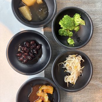 Sushiya - Korean Near Me - Hanover, New Hampshire