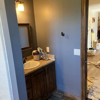 Lopez Family Services - Paint and tile - Handyman Near Me Lopez Family Services - Paint and tile - Handyman Near Me