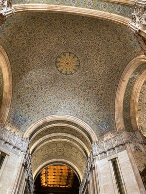 The Woolworth Building by null