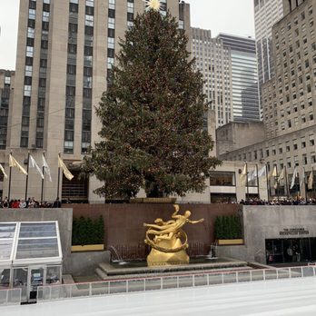 Rockefeller Center - Tree - Shopping Centers Near Me - New York, New York