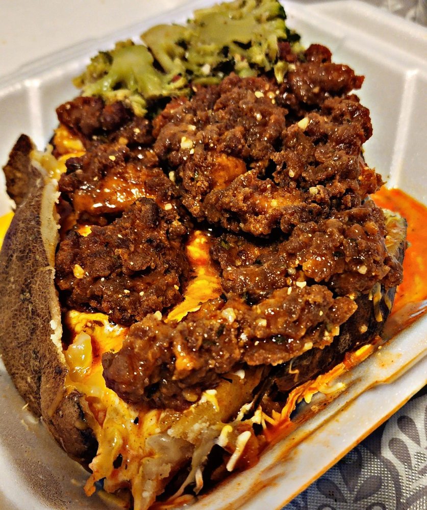 WIMBOS CRAZY POTATOES Updated November 2024 10 Photos 801 S Dixie