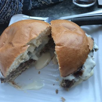 Liberty Burger - Chillerno hamburger - Burgers Near Me - Jackson, Wyoming