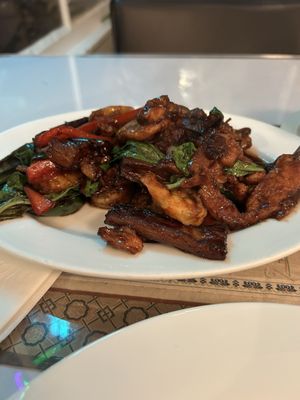 Eric's Restaurant by null