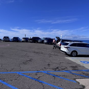 Moonlight State Beach - Parking - Playgrounds Near Me - Encinitas, California
