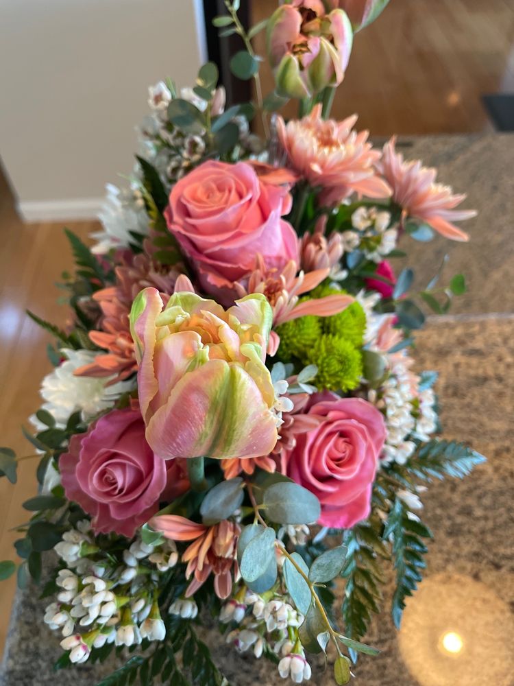 COOL FLORIST & GIFTS Updated September 2024 25 Photos & 37 Reviews