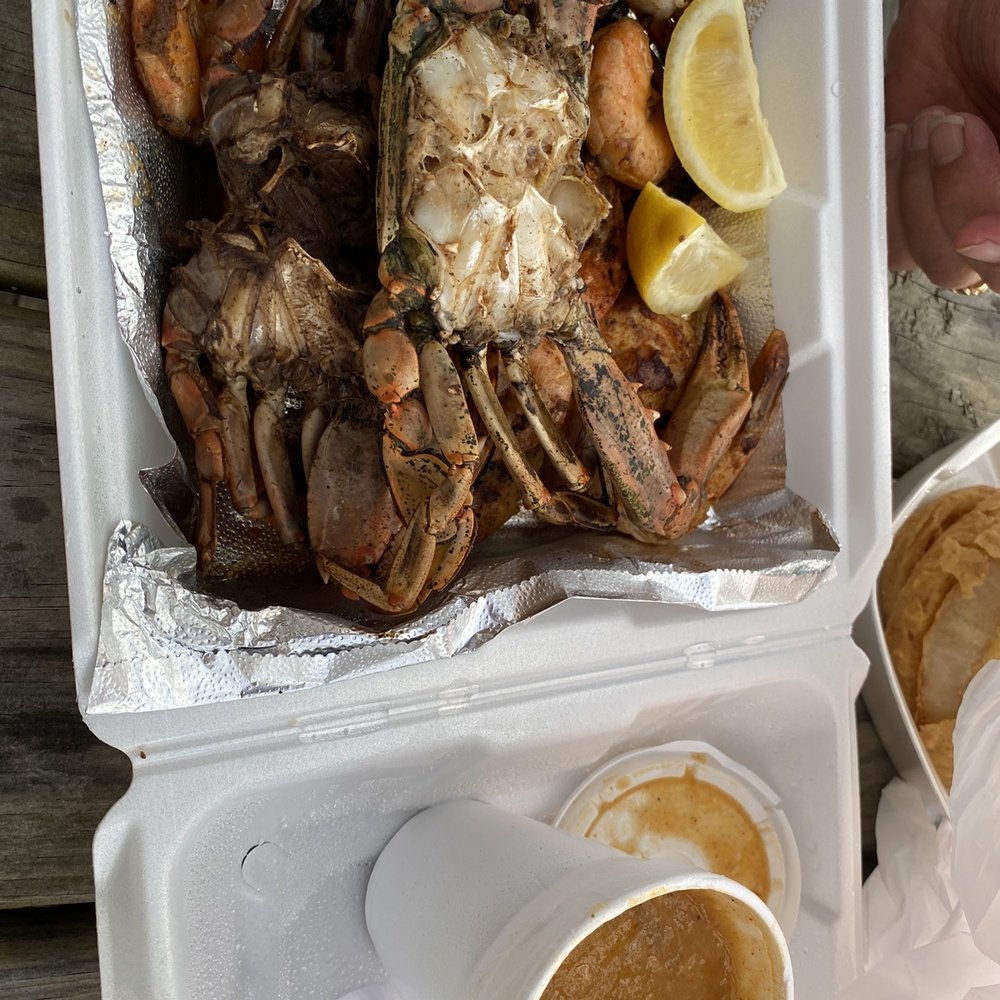 Stingaree - Grilled seafood platter and étouffe - Seafood Near Me - Crystal Beach, Texas
