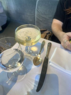 Roman and Williams Guild by null