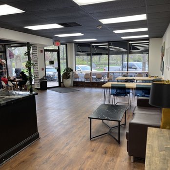 Astra Coffee Roasters - Coffee & Tea Near Me - Highland Park, Illinois