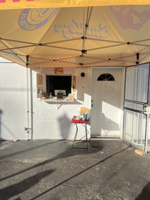 Smiley's Burger Club by null
