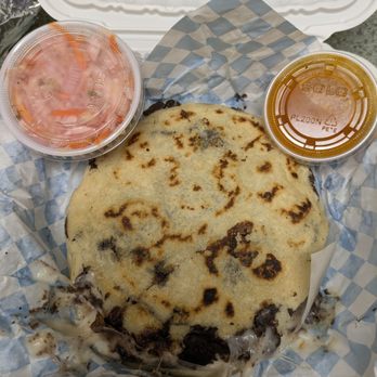 Las Fronteras - Papusas - Salvadoran Near Me - Beaverton, Oregon