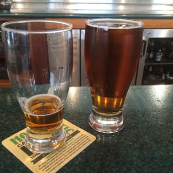 Pizza N Such - They do not let your glass get empty before you get it refilled... - Pizza Near Me - Claremont, California Pizza N Such - They do not let your glass get empty before you get it refilled... - Pizza Near Me - Claremont, California