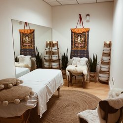 Sound healing also integrated in sessions.